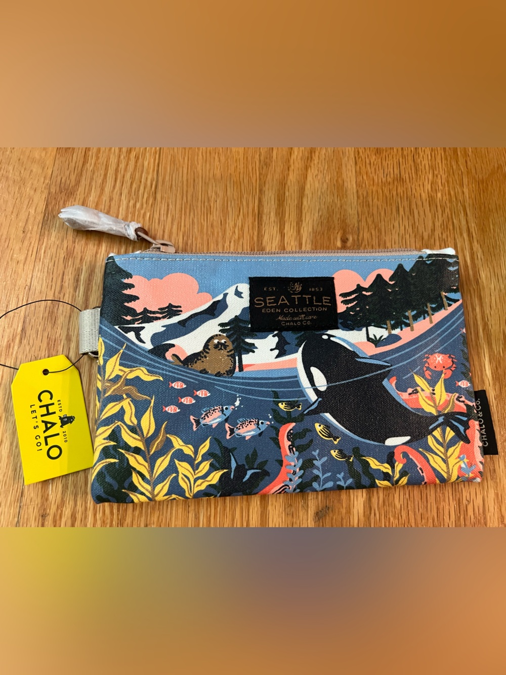 Chalo & Co. Seattle Collection Illustrated Whale Pouch wristlet purse